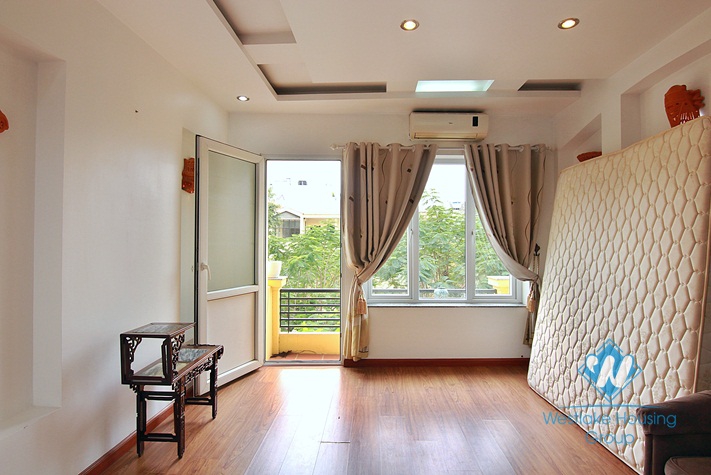 A good house for rent in To ngoc van, Tay ho, Ha noi