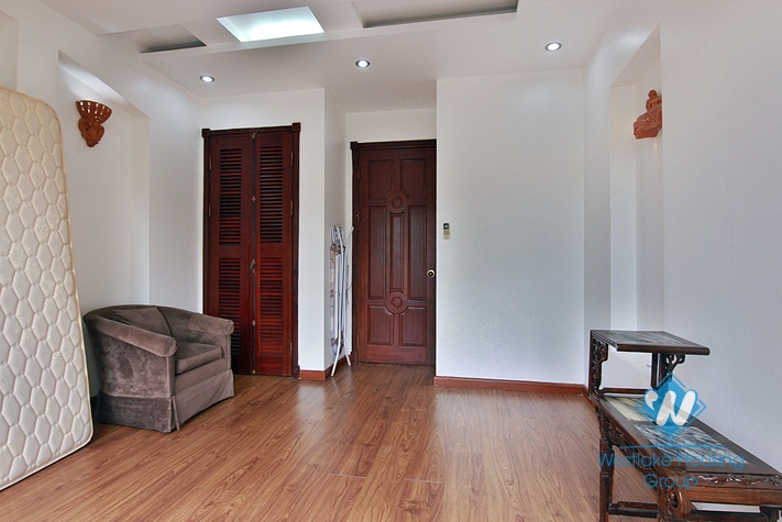 A good house for rent in To ngoc van, Tay ho, Ha noi