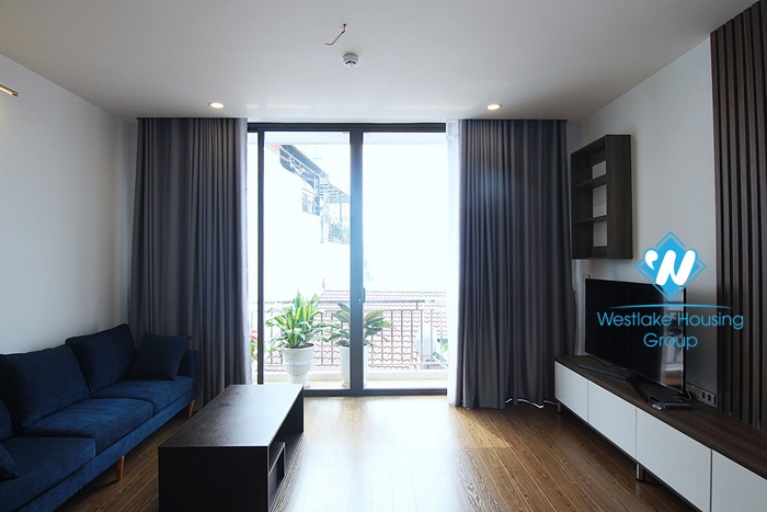 Spacious one bedroom apartment for rent in Nhat Chieu, Tay Ho
