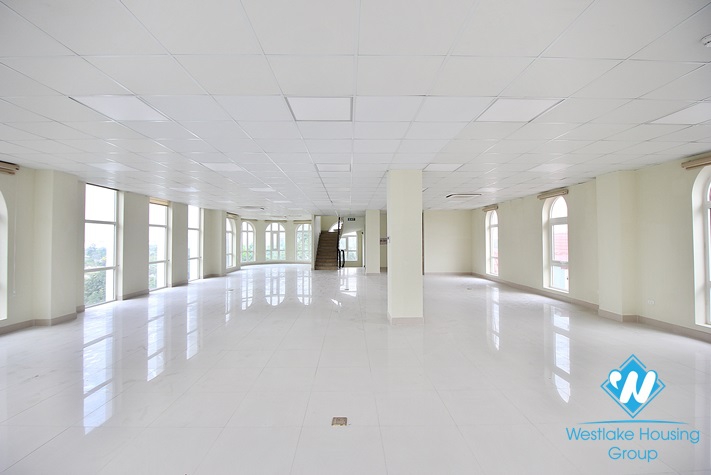 A massive villa greatly for Embassy office on Vuon Dao Compound