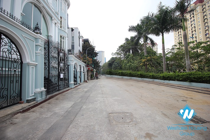 A massive villa greatly for Embassy office on Vuon Dao Compound