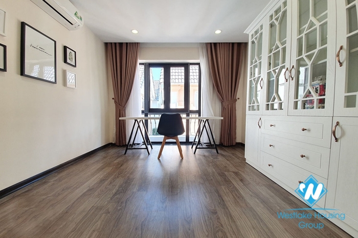 New and modern five bedroom villa for rent in Vinhome Riverside Long Bien.