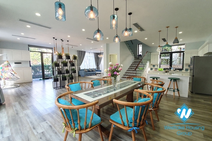 New and modern five bedroom villa for rent in Vinhome Riverside Long Bien.