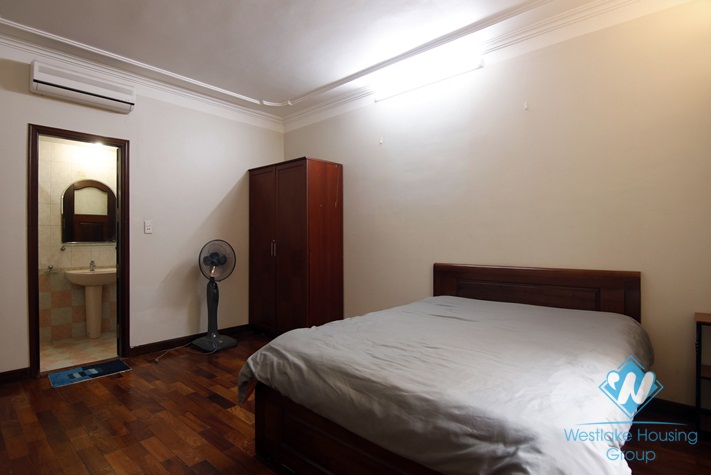 A nice 5 bedroom house with lot of space for rent in Tay ho, Ha noi 