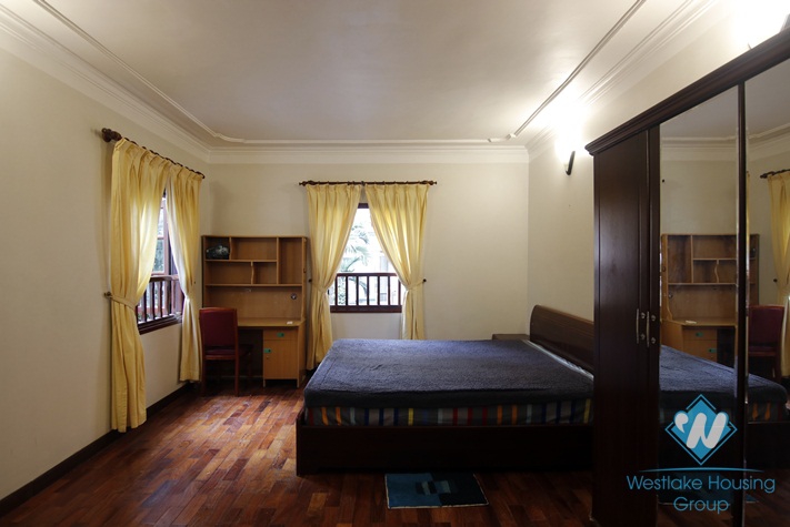 A nice 5 bedroom house with lot of space for rent in Tay ho, Ha noi 