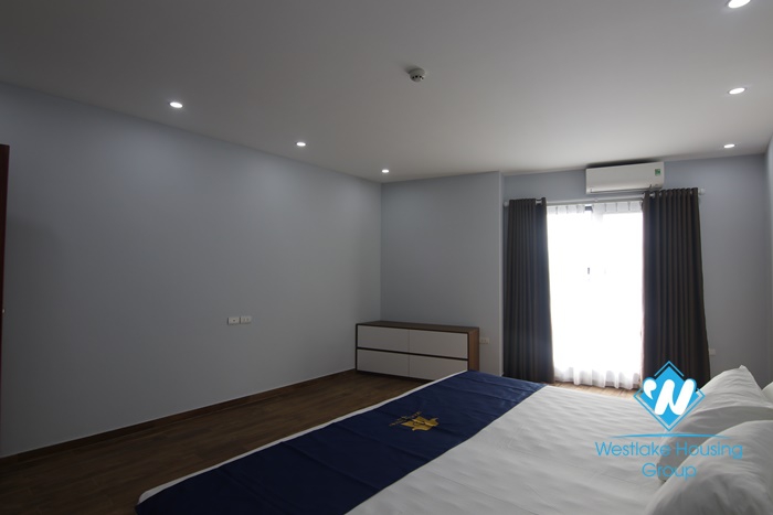 Spacious two bedrooms apartment for rent in Hoang Hoa Tham, Ba Dinh