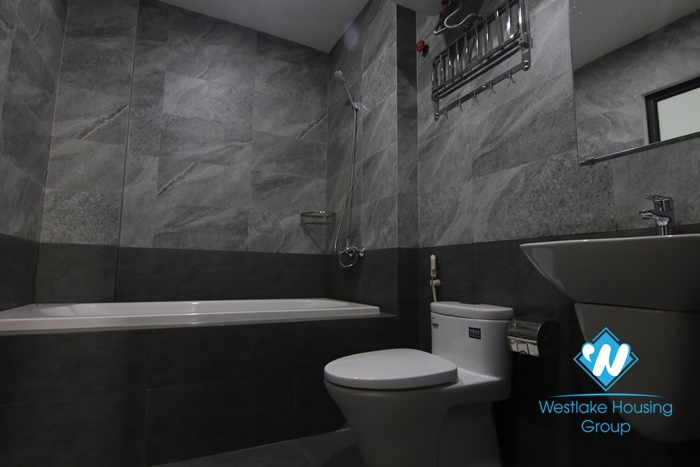 Spacious two bedrooms apartment for rent in Hoang Hoa Tham, Ba Dinh