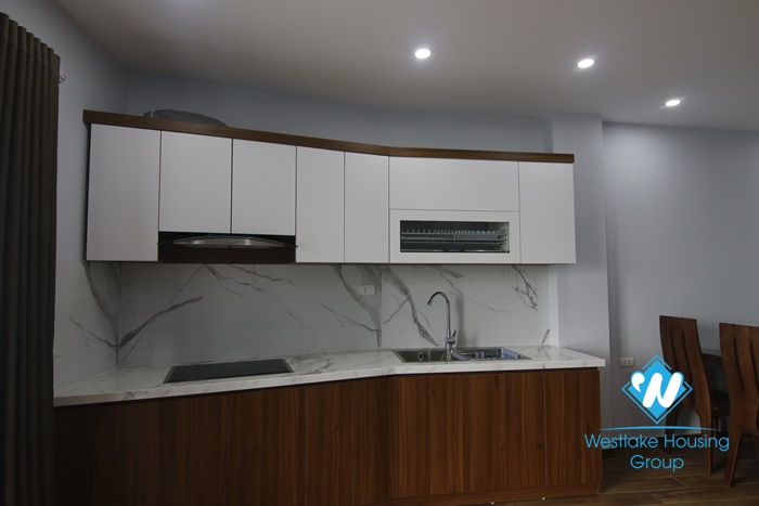 Spacious two bedrooms apartment for rent in Hoang Hoa Tham, Ba Dinh