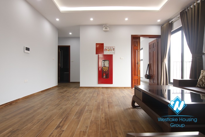 Spacious two bedrooms apartment for rent in Hoang Hoa Tham, Ba Dinh
