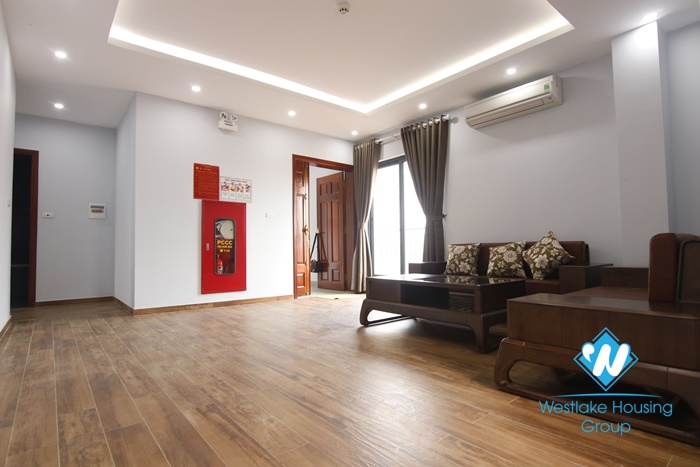 Spacious two bedrooms apartment for rent in Hoang Hoa Tham, Ba Dinh