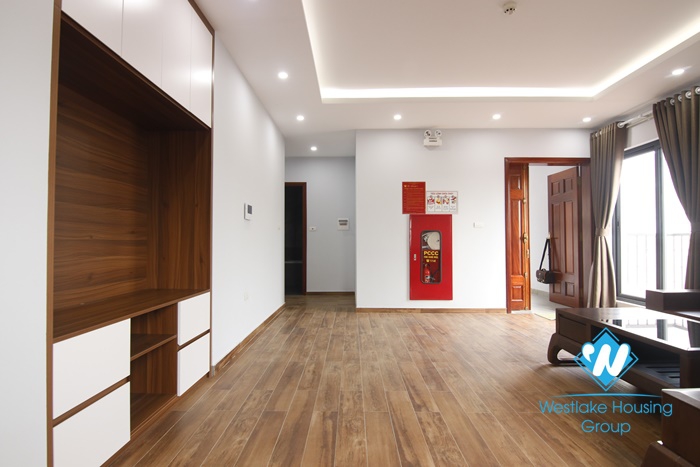 Spacious two bedrooms apartment for rent in Hoang Hoa Tham, Ba Dinh