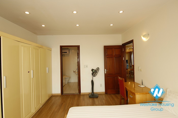 An affordable price 2 bedrooms apartment for rent in Dao Tan, Ba Dinh