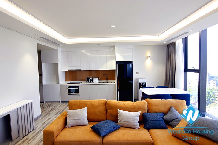 A High End Fabulous 2 bedroom apartmment for leasing in Ba Dinh 