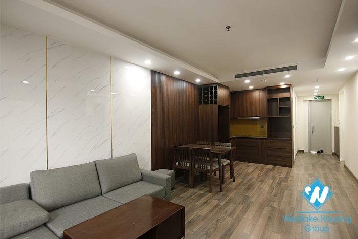 Newly completed 2-bedroom apartment for rent in Hai Ba Trung district near Vincom Ba Trieu.