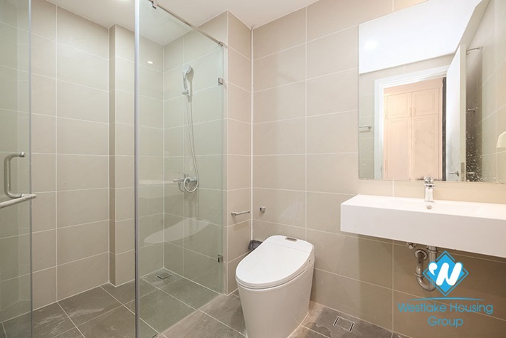 A modern, stylish 4 bedroom apartment for rent in Kosmo Tower, Tay Ho