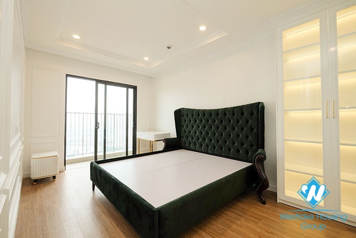 A modern, stylish 4 bedroom apartment for rent in Kosmo Tower, Tay Ho