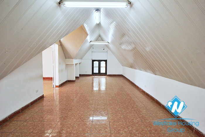 Enormous 5 bedroom villa for rent on the main street To Ngoc Van