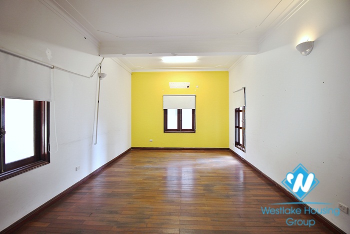 Enormous 5 bedroom villa for rent on the main street To Ngoc Van