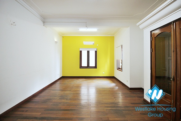Enormous 5 bedroom villa for rent on the main street To Ngoc Van