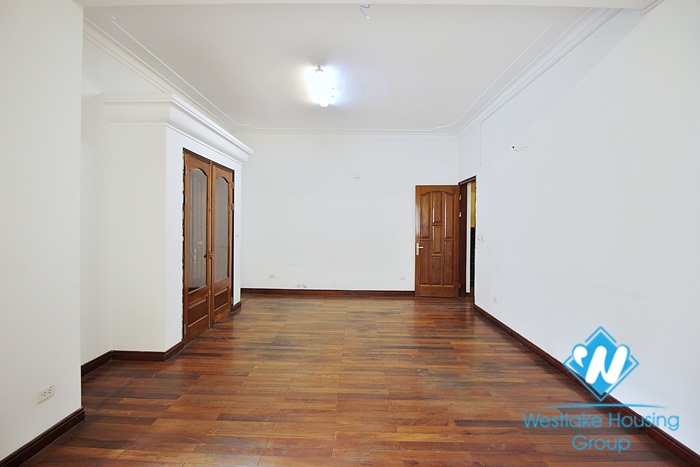 Enormous 5 bedroom villa for rent on the main street To Ngoc Van