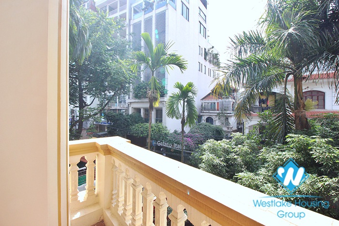 Enormous 5 bedroom villa for rent on the main street To Ngoc Van