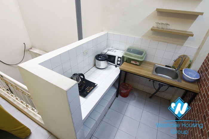 A lovely studio on the topfloor for rent in center of Ba Dinh district