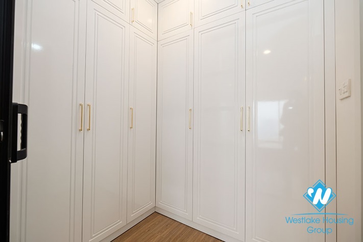 A modern, stylish 4 bedroom apartment for rent in Kosmo Tower, Tay Ho