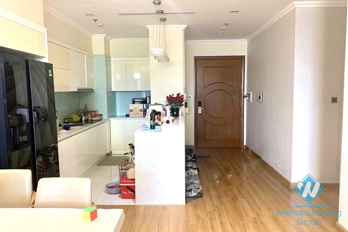 Beautiful 3 bedroom apartment for rent in Vinhome Nguyen Chi Thanh, Ha noi