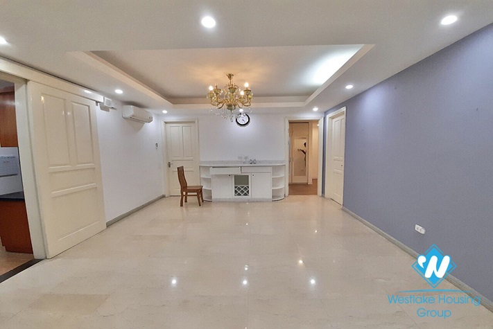 A spacious 4 bedroom apartment with affordable price for rent in Ciputra Compound