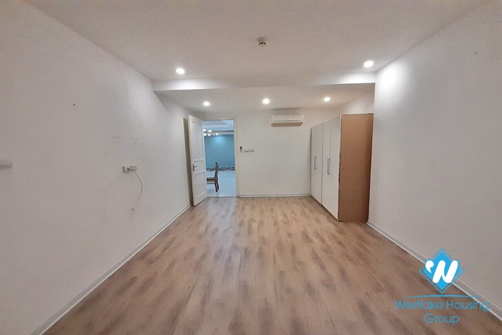 A spacious 4 bedroom apartment with affordable price for rent in Ciputra Compound