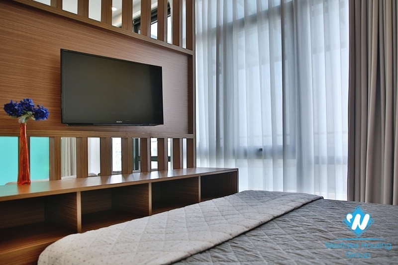 Lovely lakeview studio with big balcony for rent in Tay Ho