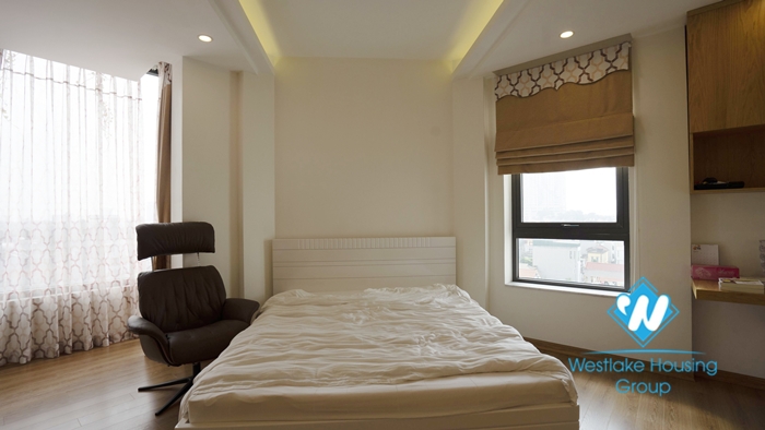 Quality furnished 4 bedroom apartment for rent in Ngoc Thuy Long Bien near French international school