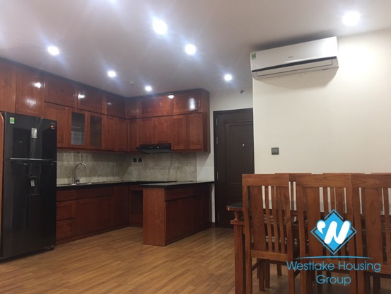 An affordable 3 bedroom apartment for rent on Trung Kinh street, Cau Giay
