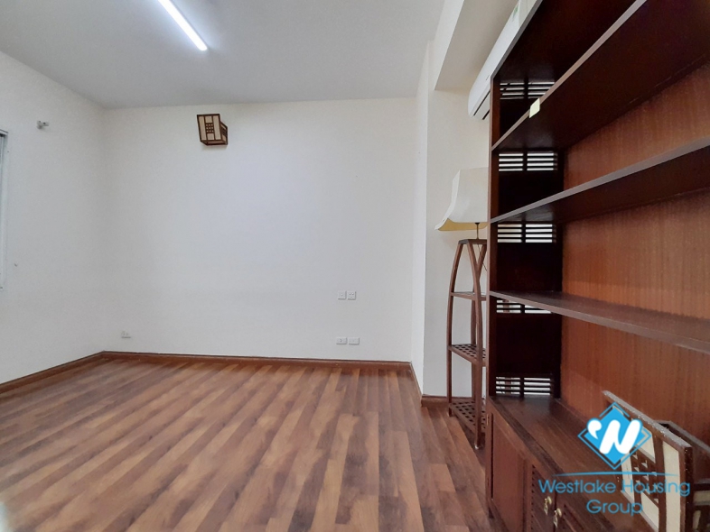 Unfurnished, spacious 4 bedroom apartment for rent in E Tower, Ciputra