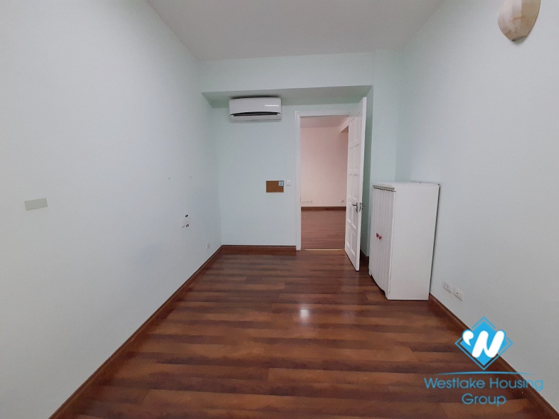 Unfurnished, spacious 4 bedroom apartment for rent in E Tower, Ciputra