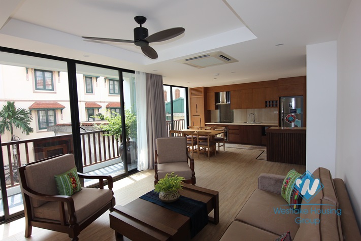 Nice  03 bedrooms apartment for rent in Tay Ho area, Ha Noi
