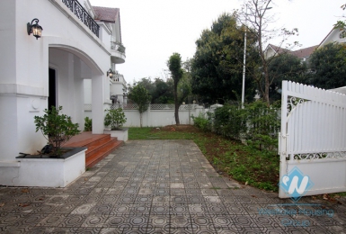 Newly renovated modern villa for rent in Vinhomes Riverside Long Bien
