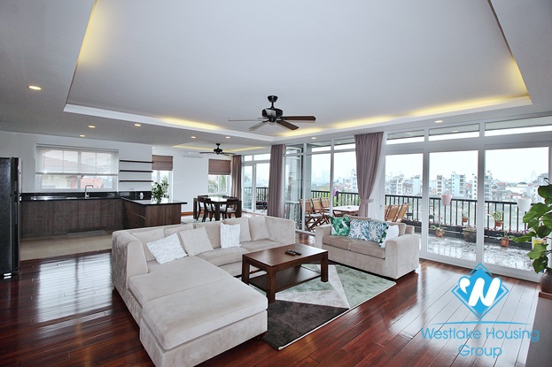A 4 bedroom apartment with stunning lake view and huge balcony in Tay Ho, Ha Noi