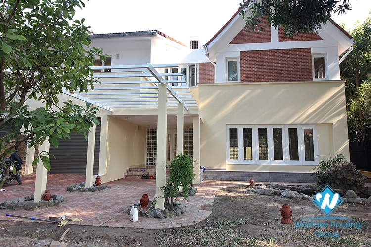 An ambassador villa with garden for rent in Ho Tay Villa Compound