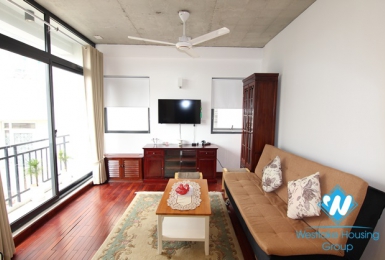 A bright, good 2 bedroom apartment for rent on Tay Ho street