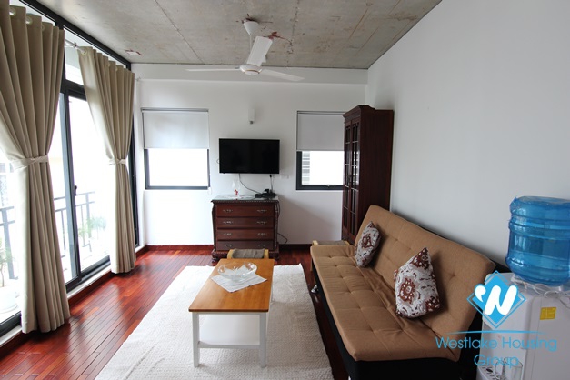 A nice 1 bedroom+1 working room on Tay Ho street for rent 