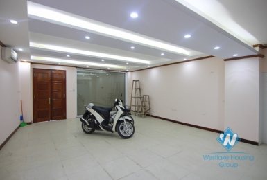 Office for rent with 50 sqm for rent in Tay Ho, Hanoi