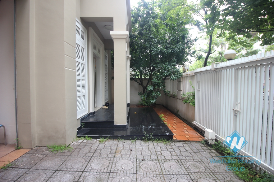 Furnished 04 bedrooms villa for rent in Ciputra