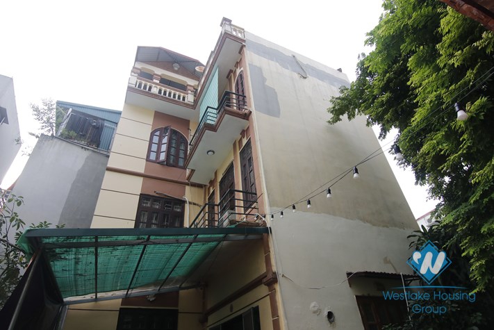 A house with small garden for rent in Ba dinh, Ha noi