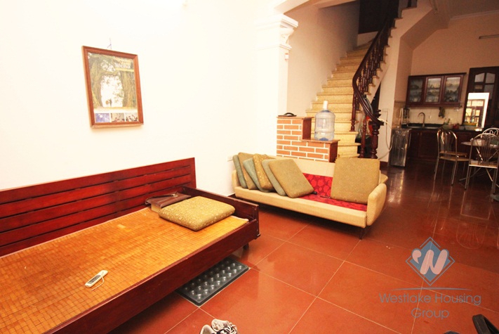 A 4 floor house for rent in Ba Dinh, Ha Noi