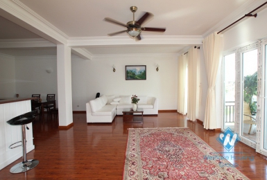 Brand new lake view apartment for lease on Xuan Dieu street, Tay Ho, Hanoi