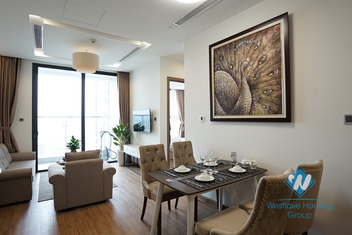 Luxury 2 bedrooms apartment for rent in Vinhome Metropolis, Lieu Giai, Ba Dinh