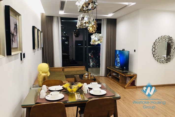 A luxurious 2 bedroom apartment for rent in Vinhome Metropolis