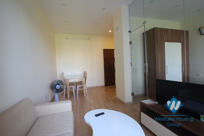 Modern one bedroom apartment for rent in Xuan Dieu st, Tay Ho, Ha Noi
