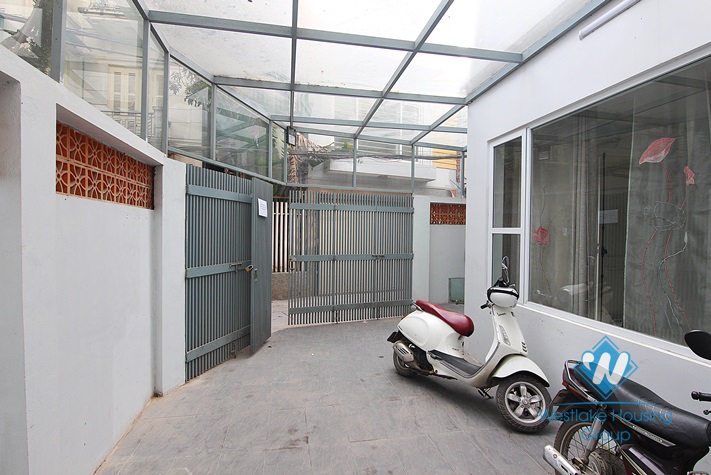 Spacious house with 04 bedrooms and 02 lagre balcony in Tay Ho